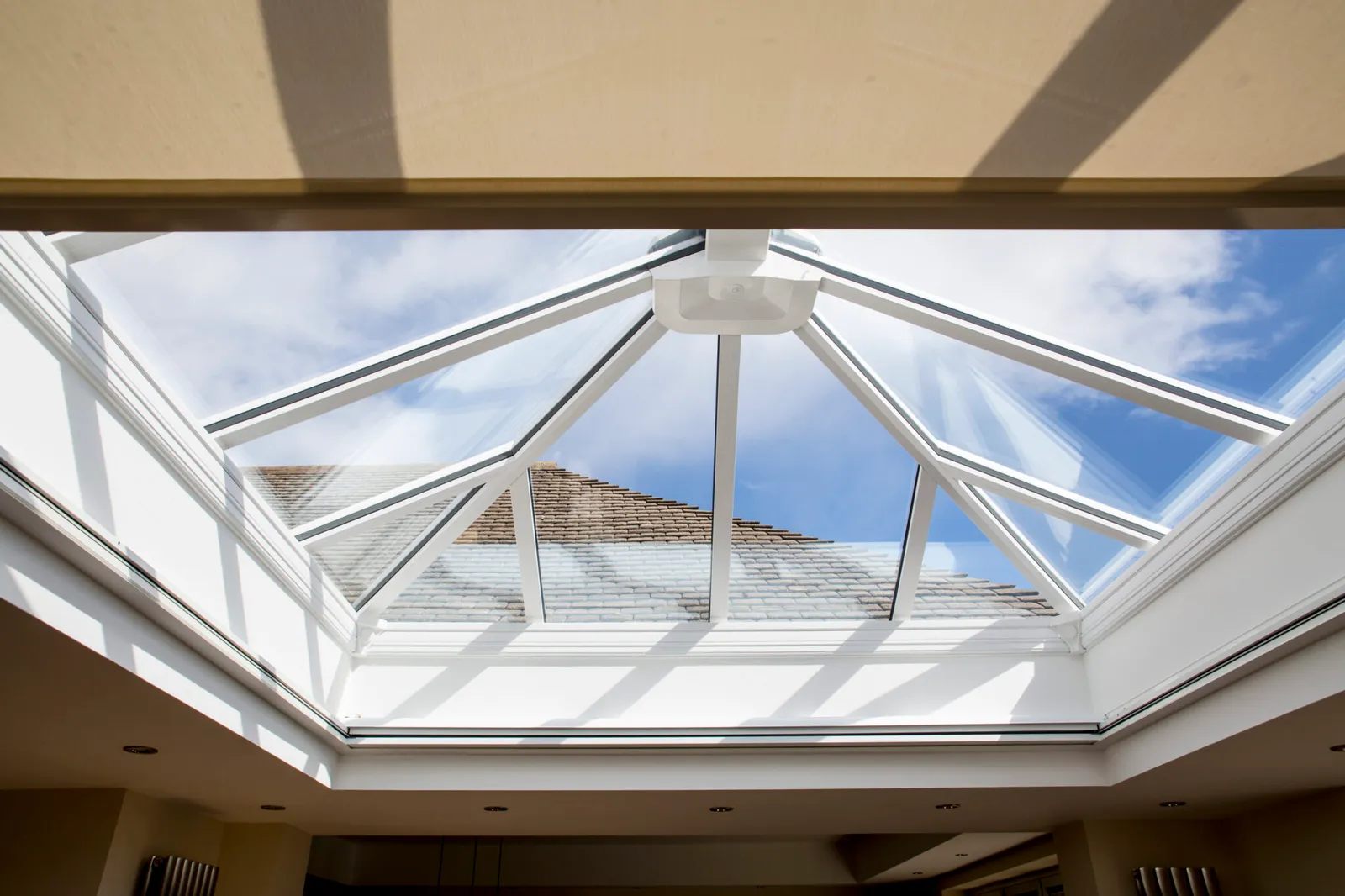 Bespoke Roof Lantern Blinds: Tailored Solutions for Any Space